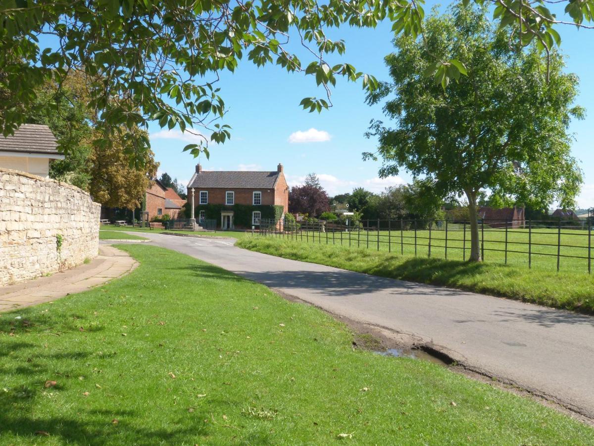 The Barn, Boutique Self-Catering Apartment - Belvoir Suite Allington  Exterior foto