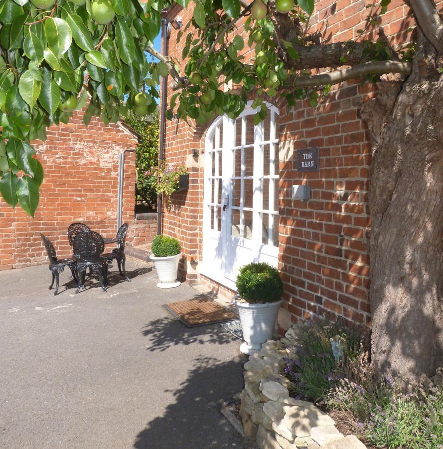 The Barn, Boutique Self-Catering Apartment - Belvoir Suite Allington  Exterior foto