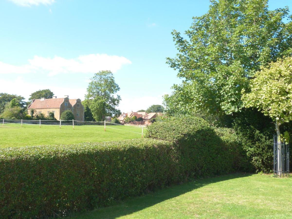 The Barn, Boutique Self-Catering Apartment - Belvoir Suite Allington  Exterior foto